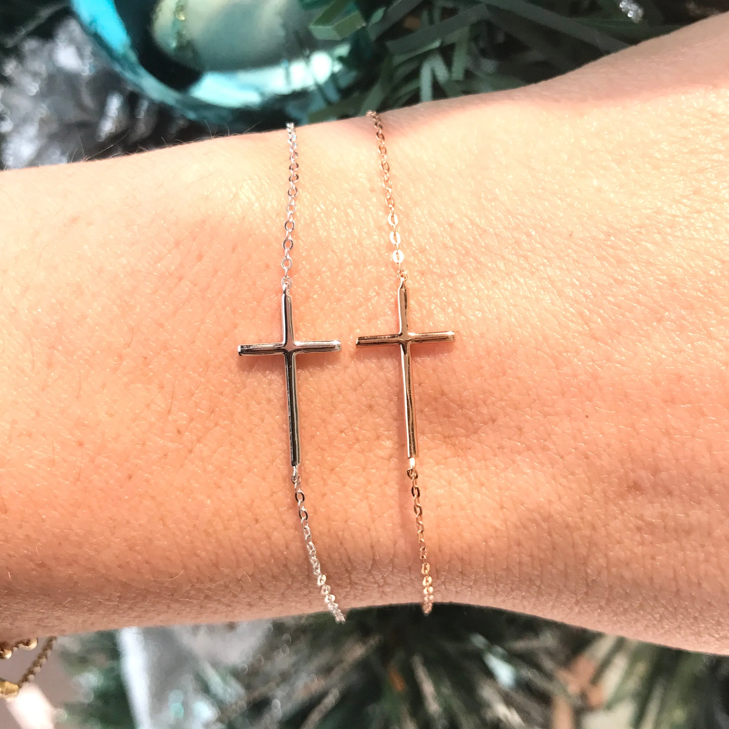 10k Gold Diamond Cross Bracelet